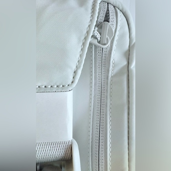 Lululemon Everywhere Belt Bag Large 2L Vapor Rhino Grey VPOR/RHIG LU9BJAS New - Picture 12 of 14